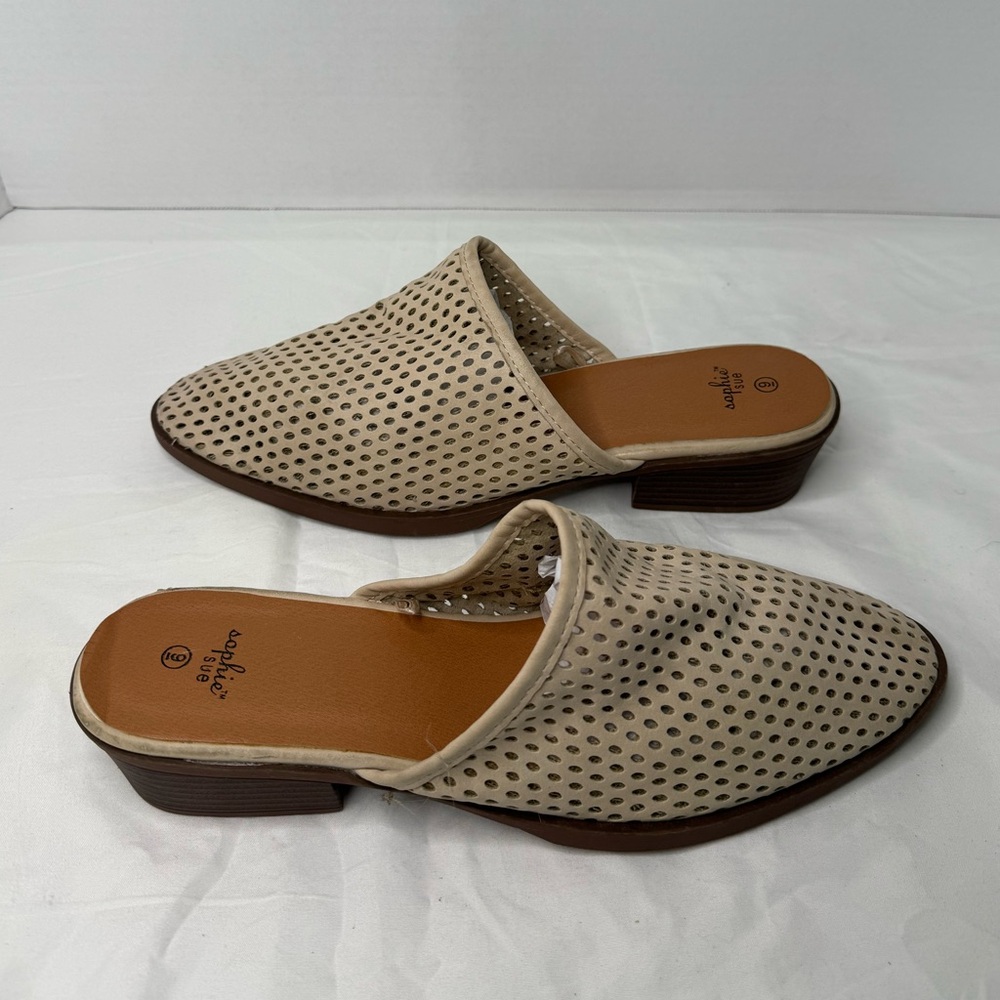 Sophie Sue Elegant Beige Perforated Mules Size 9